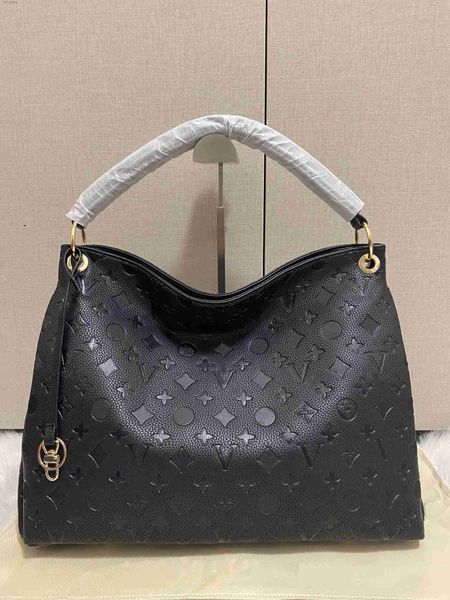 designers women shoulder bags fashion flowers ladies evening crossbody bag luxury totes embossing leather handbags on chain
designers women shoulder bags fashion flowers ladies evening crossbody bag luxury totes embossing leather handbags on chain