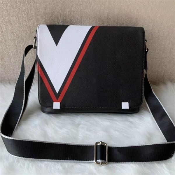 2023 shoulder bags classic men's messenger bag sacoche bag luxury classic bag leather women's handbag
2023 shoulder bags classic men's messenger bag sacoche bag luxury classic bag leather women's handbag