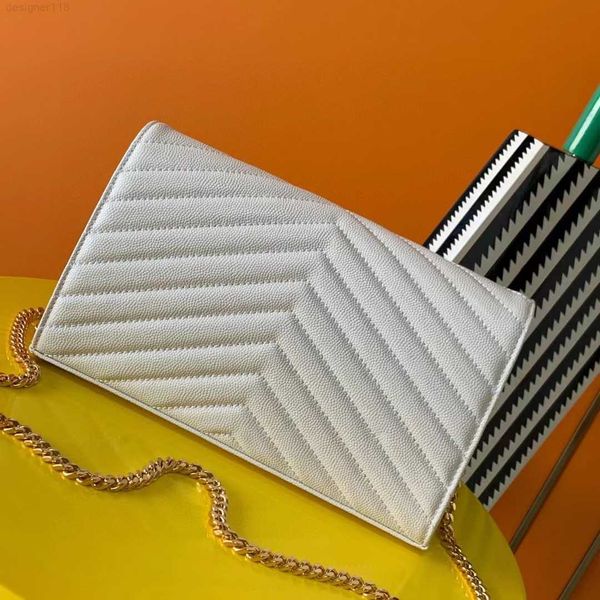 2022 luxury crossbody bag fashion purse and handbags for men designer brand casual shoulder
2022 luxury crossbody bag fashion purse and handbags for men designer brand casual shoulder