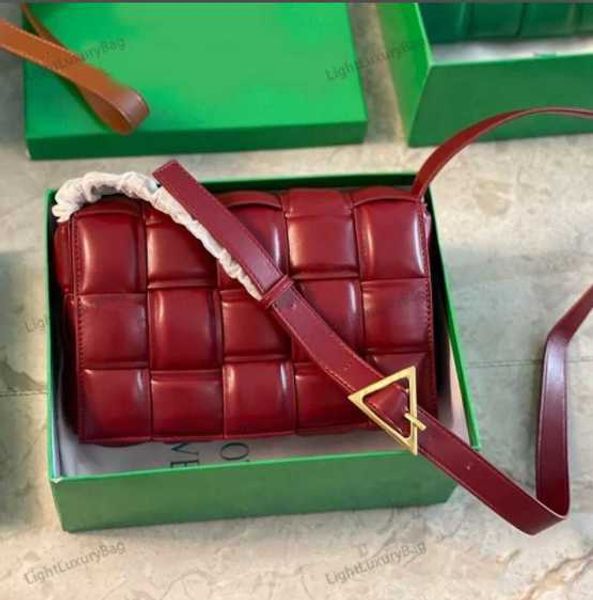 5a crossbody bags for women with brand designer classic handbags famous brands tote camera shoppers messenger vintage bag womens purses 2209
5a crossbody bags for women with brand designer classic handbags famous brands tote camera shoppers messenger vintage bag womens purses 2209