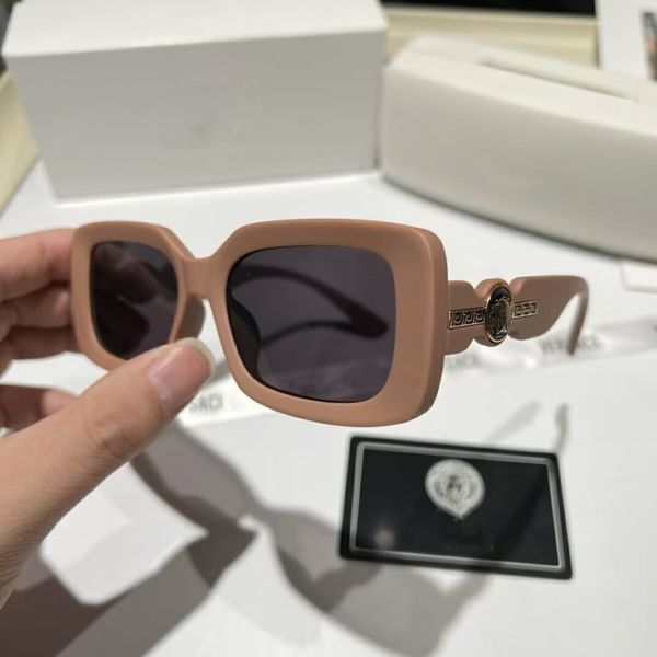 fashion classic designer sunglasses for men women luxury polarized pilot oversized sun glasses uv400 eyewear pc frame polaroid lens 3027, White;black
fashion classic designer sunglasses for men women luxury polarized pilot oversized sun glasses uv400 eyewear pc frame polaroid lens 3027, White;black