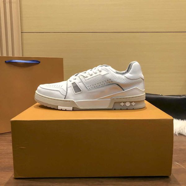 2023 designer casual shoes low running trainer virgil calfskin leather sneaker abloh white green red blue letter overlays platform low top, Black
2023 designer casual shoes low running trainer virgil calfskin leather sneaker abloh white green red blue letter overlays platform low top, Black