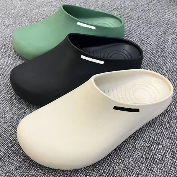 23ss paris flat bottom desiner slippers beach rubber lazy slipper indoor outdoor show style beach muller sandals for men women slides flip f, Black
23ss paris flat bottom desiner slippers beach rubber lazy slipper indoor outdoor show style beach muller sandals for men women slides flip f, Black