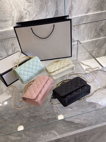 2023 spring fashion women handbag luxury one shoulder bag designer bag crossbody purse classic ringer clamshell design metal logo
2023 spring fashion women handbag luxury one shoulder bag designer bag crossbody purse classic ringer clamshell design metal logo