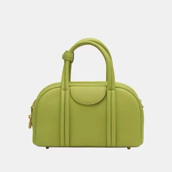 new luxury designers leisure 22* 9 * 13.5 mini boston bowling baotou layer cowhide one shoulder his handbag
new luxury designers leisure 22* 9 * 13.5 mini boston bowling baotou layer cowhide one shoulder his handbag