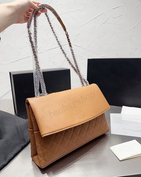 classic designer shoulder bags leather shopping travel bag lady embossing totes bag womens crossbody evening purse casual wallets
classic designer shoulder bags leather shopping travel bag lady embossing totes bag womens crossbody evening purse casual wallets