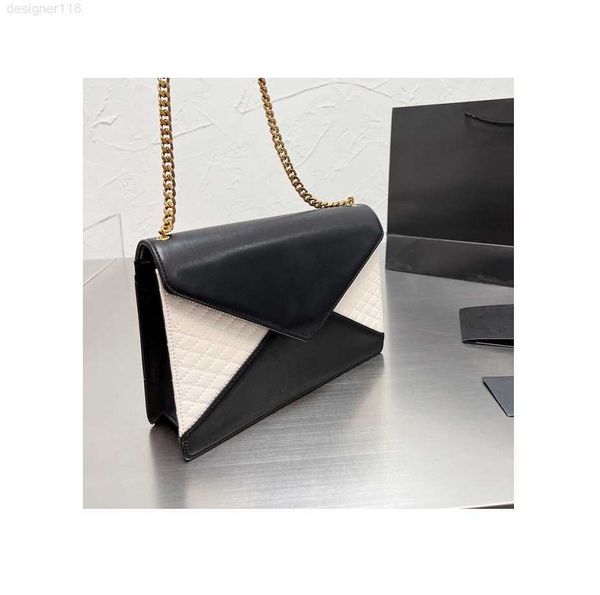 2022 famous brands women shoulder bag trendy designer medium handbags with
2022 famous brands women shoulder bag trendy designer medium handbags with