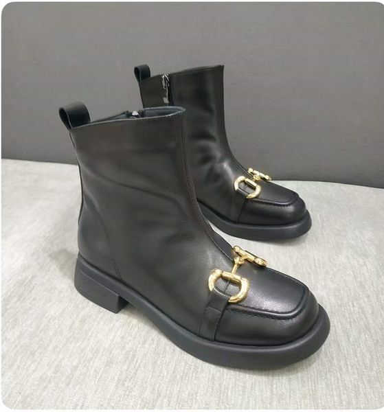 round toe low heel short boots fashion versatile leather boots cow leather upper sheepskin lining or velvet lining classic comfortable non-s, Black
round toe low heel short boots fashion versatile leather boots cow leather upper sheepskin lining or velvet lining classic comfortable non-s, Black