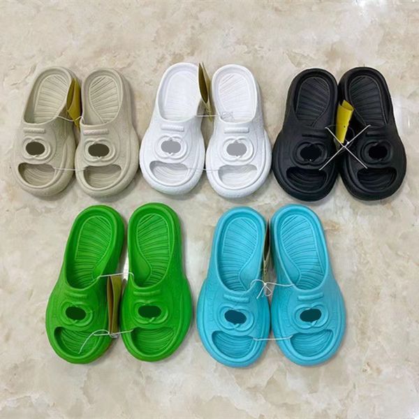 mens classics sandals rubber bee slippers designer shoes luxury slide summer fashion wide flat slippery with thick slipper flip flops 40-45, Black
mens classics sandals rubber bee slippers designer shoes luxury slide summer fashion wide flat slippery with thick slipper flip flops 40-45, Black