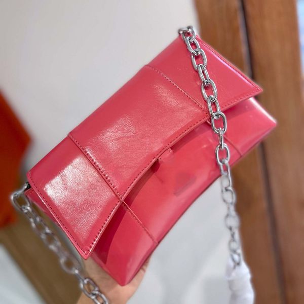 women bag crossbody leather purse fashion simple versatile handbag metal gold silver chain shoulder brand ladies chain tote subaxillary pack
women bag crossbody leather purse fashion simple versatile handbag metal gold silver chain shoulder brand ladies chain tote subaxillary pack