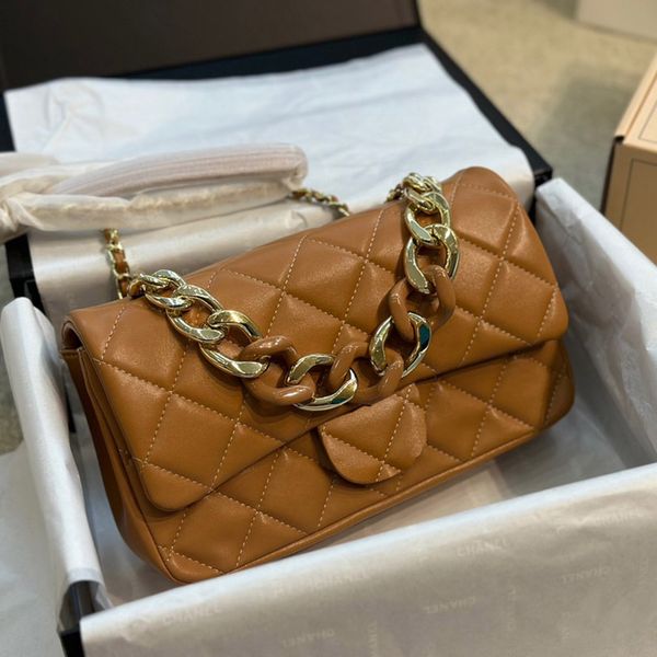 bags totes handbag designer bag women classic imitation brand multi-color plaid logo letter stitching single shoulder chain bag simple commu
bags totes handbag designer bag women classic imitation brand multi-color plaid logo letter stitching single shoulder chain bag simple commu