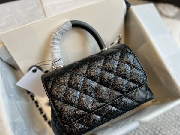 fashion mini bag classic c bag luxury handbag 2023 chain single shoulder bag metal locking buckle leather crossbody bag designer women bag
fashion mini bag classic c bag luxury handbag 2023 chain single shoulder bag metal locking buckle leather crossbody bag designer women bag