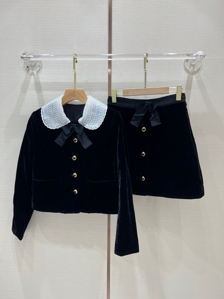 022 new high definition celebrity small black lapel nail drill short coat suit women high waist slim fashion two-piece set bow, White
022 new high definition celebrity small black lapel nail drill short coat suit women high waist slim fashion two-piece set bow, White
