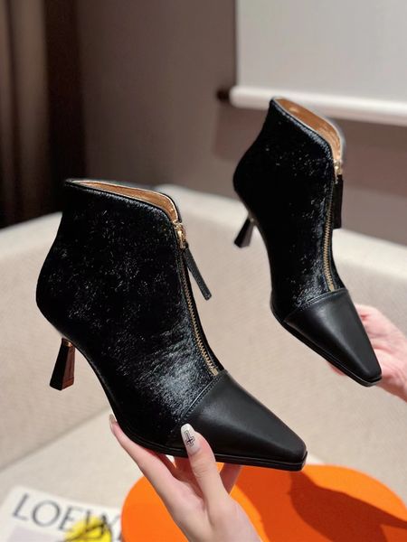 pointed high-heeled horsehair short boots with front zipper, thin heel boots, sheepskin shoes, pigskin lining, fashionable and comfortable h, Black
pointed high-heeled horsehair short boots with front zipper, thin heel boots, sheepskin shoes, pigskin lining, fashionable and comfortable h, Black