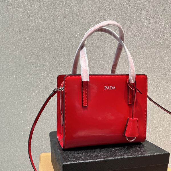 designer bags shoulder bags re-edition bag designer sports handbags elling wallet women bags handbag brand purses red schoolbag satchels
designer bags shoulder bags re-edition bag designer sports handbags elling wallet women bags handbag brand purses red schoolbag satchels