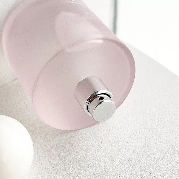 the latest perfume sakura cherry blossom 100ml bottle fragrance long lasting smell charming spray men women fast delivery
the latest perfume sakura cherry blossom 100ml bottle fragrance long lasting smell charming spray men women fast delivery