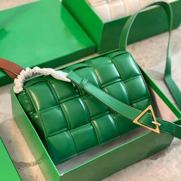 luxury designer bottega bag women handbag shoulder bags crossbody bag classic fashion leather thick chain braided square pillow bagss with b
luxury designer bottega bag women handbag shoulder bags crossbody bag classic fashion leather thick chain braided square pillow bagss with b