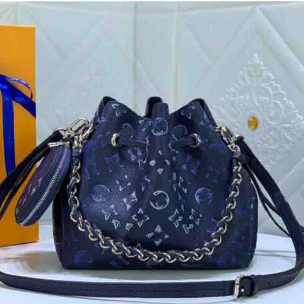 bella hollow out perforated bucket bags tote luxury designer drawstring bag letter flower pattern leather womens cross body handle bag m5965
bella hollow out perforated bucket bags tote luxury designer drawstring bag letter flower pattern leather womens cross body handle bag m5965