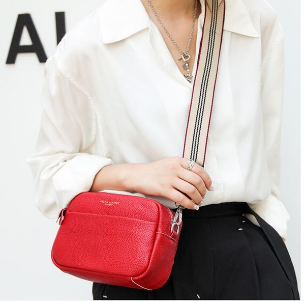 new handbags shoulder bags metal chain gold silver women handbag leather bag flip cover diagonal messenger crossbody handbag purse with dust
new handbags shoulder bags metal chain gold silver women handbag leather bag flip cover diagonal messenger crossbody handbag purse with dust