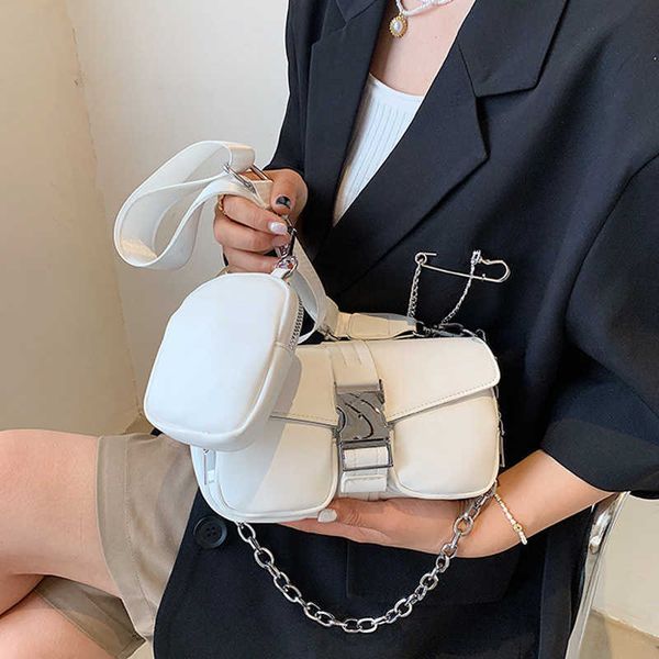 shoulder bags personality wide strap for women fashion metal chain ladies crossbody bag casual hip hop handbags with key pocket 230116
shoulder bags personality wide strap for women fashion metal chain ladies crossbody bag casual hip hop handbags with key pocket 230116