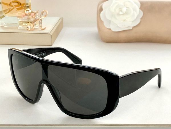 womens sunglasses for women men sun glasses mens fashion style protects eyes uv400 lens with random box and case 5495, White;black
womens sunglasses for women men sun glasses mens fashion style protects eyes uv400 lens with random box and case 5495, White;black