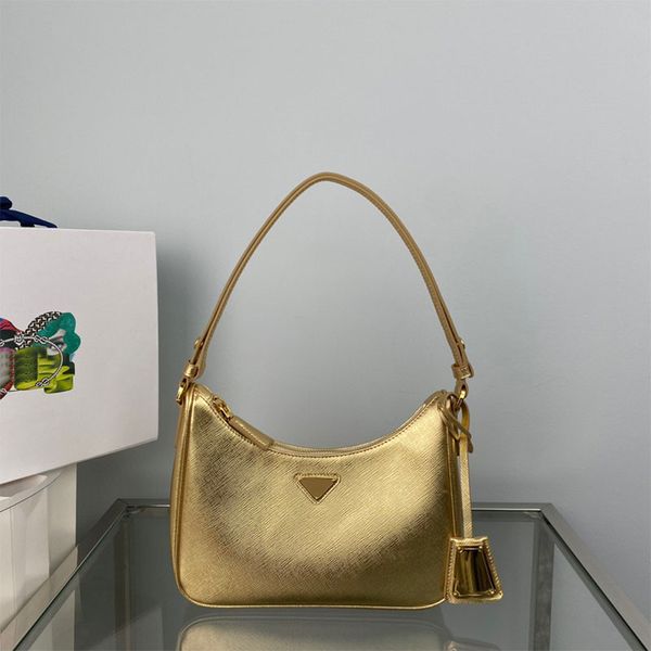 mini hobo shoulder bag genuine leather handbag triangle sign axillary bags 7a quality clutch hand bags zipper closure totes adjustable handl
mini hobo shoulder bag genuine leather handbag triangle sign axillary bags 7a quality clutch hand bags zipper closure totes adjustable handl