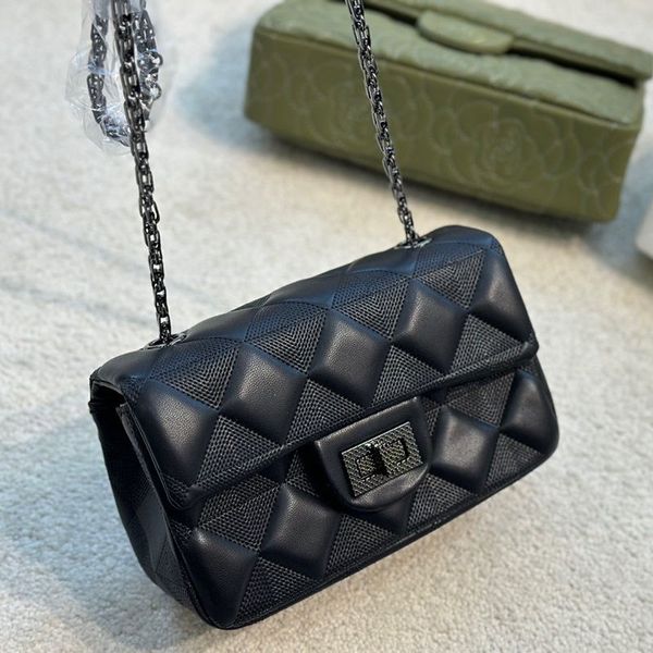 mini versatile women classic flap shoulder bag diamond lattice leather quilted luxury crossbody trend designer handbag fanny pack coin purse
mini versatile women classic flap shoulder bag diamond lattice leather quilted luxury crossbody trend designer handbag fanny pack coin purse