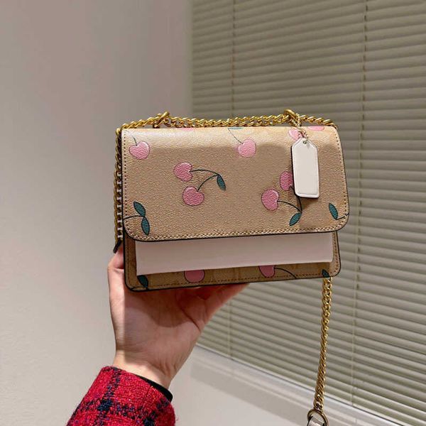 cross body bags designer bag women messenger bag strawberry printing handbag classic crossbody shoulder bags leather lady wallet purses 2301
cross body bags designer bag women messenger bag strawberry printing handbag classic crossbody shoulder bags leather lady wallet purses 2301