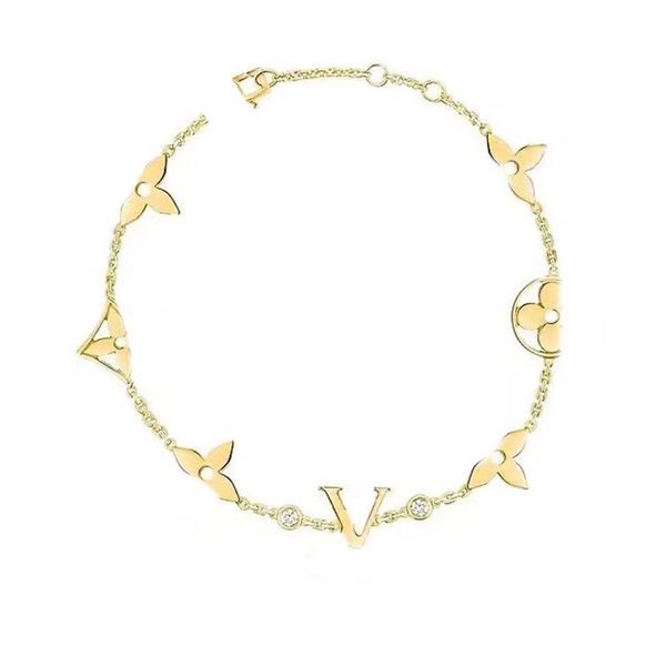 charms bracelets clovers bangles chain jewelries for womens trendy designer letter flower 18k gold-plated love wedding diamond jewelry stain, Golden;silver
charms bracelets clovers bangles chain jewelries for womens trendy designer letter flower 18k gold-plated love wedding diamond jewelry stain, Golden;silver