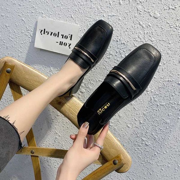 dress shoes black british small leather shoes women's middle heel soft leather with skirt college style spring korean single shoes
dress shoes black british small leather shoes women's middle heel soft leather with skirt college style spring korean single shoes