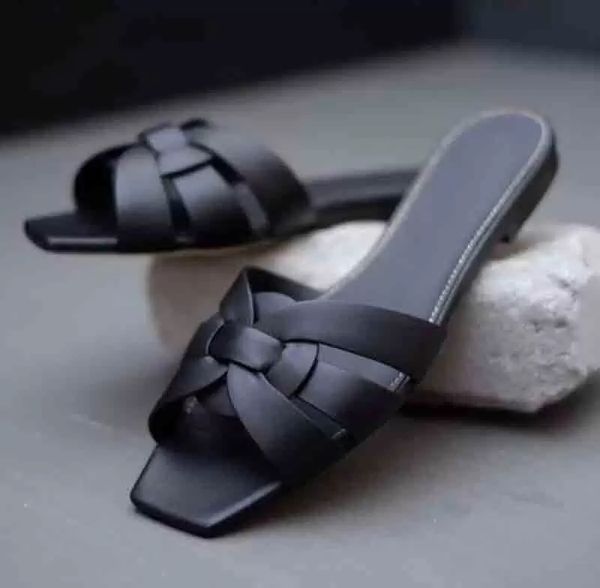 2023 designer women dress shoes pump rossi- high heels slingback sandals pointy toe luxury rhinestone wedding party shoes silk genuine leath, Black
2023 designer women dress shoes pump rossi- high heels slingback sandals pointy toe luxury rhinestone wedding party shoes silk genuine leath, Black
