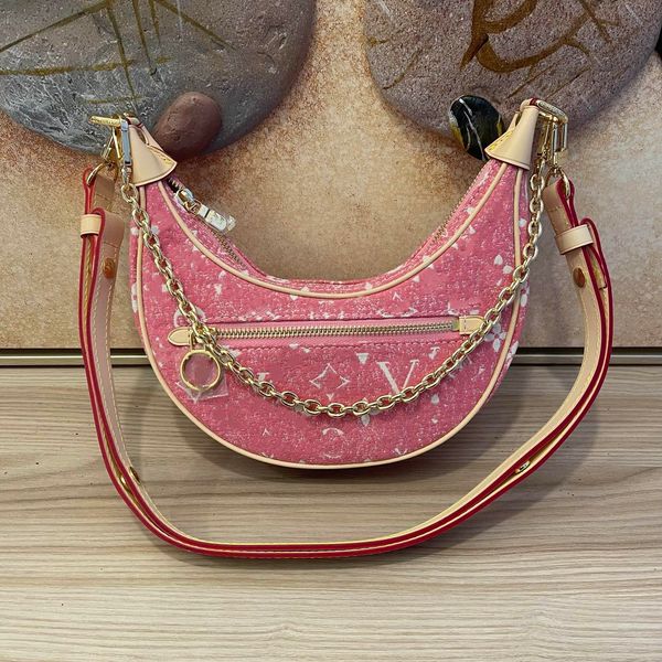 womens shoulders bag half moon baguette old flower luxury women leather trim shoulder handbag women chain bags designer
womens shoulders bag half moon baguette old flower luxury women leather trim shoulder handbag women chain bags designer