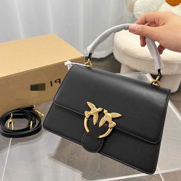 pinkos designer handbag swallow bag women's 2023 new fashion chain embossed double flying birds single back portable messenger women�
pinkos designer handbag swallow bag women's 2023 new fashion chain embossed double flying birds single back portable messenger women�