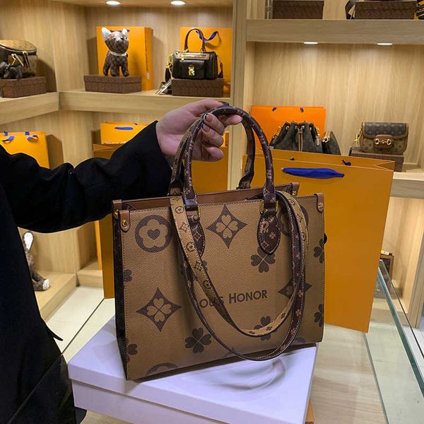 luxurys designers handbag onthego mm women bags messenger tote handbags ladies shoulder bag leather diamond cross body
luxurys designers handbag onthego mm women bags messenger tote handbags ladies shoulder bag leather diamond cross body