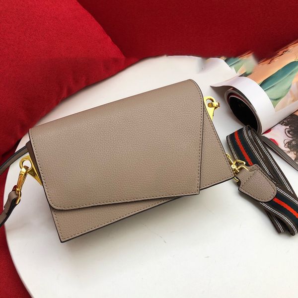 5a designer women bag leather one shoulder bag luxury handbag crossbody bag clamshell design purse casual messenger bag 5 colors
5a designer women bag leather one shoulder bag luxury handbag crossbody bag clamshell design purse casual messenger bag 5 colors