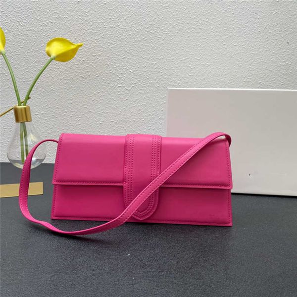 hand-held single shoulder messenger bag underarm postman bag versatile staff bag
hand-held single shoulder messenger bag underarm postman bag versatile staff bag