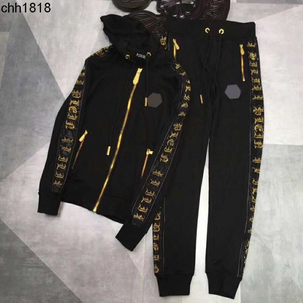 plein bear mens hoodie jacket trousers crystal skull tracksuit men hoodies casual tracksuits jogger jackets pants sets sporting suit 74173, Gray
plein bear mens hoodie jacket trousers crystal skull tracksuit men hoodies casual tracksuits jogger jackets pants sets sporting suit 74173, Gray