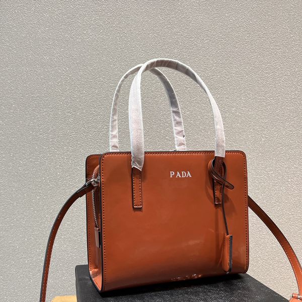 designer bags shoulder bags re-edition bag designer sports handbags elling wallet women bags handbag brand purses red schoolbag satchels whi
designer bags shoulder bags re-edition bag designer sports handbags elling wallet women bags handbag brand purses red schoolbag satchels whi