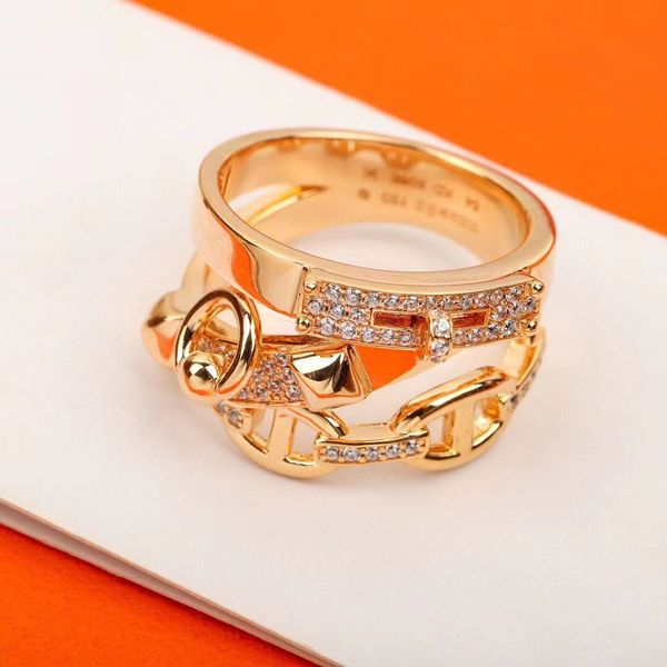 fashion full diamond women ring h home pig nose v gold material designer luxury rings for woman rhinestone belt buckle jewelry ornaments, Silver
fashion full diamond women ring h home pig nose v gold material designer luxury rings for woman rhinestone belt buckle jewelry ornaments, Silver