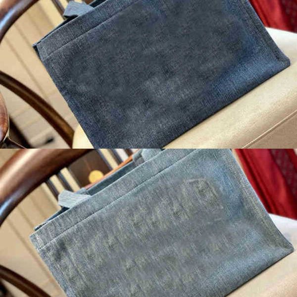 totes denim shopping bag blue designer letter shoulder crossbag quilted large capacity tote purses luxury handbags 28x40 cm
totes denim shopping bag blue designer letter shoulder crossbag quilted large capacity tote purses luxury handbags 28x40 cm