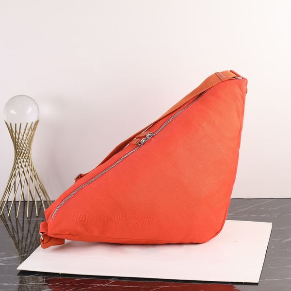 tier designer bags nylon bag triangle shoulder bag embossed letters handbag womens clutch tote lady fashion zipper
tier designer bags nylon bag triangle shoulder bag embossed letters handbag womens clutch tote lady fashion zipper