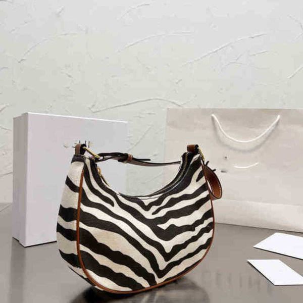 cross body bags women fashion zebra handbag shoulder leather designer crossbody female underarm purses 220302
cross body bags women fashion zebra handbag shoulder leather designer crossbody female underarm purses 220302