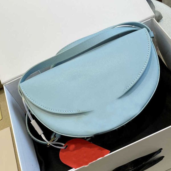 shoulder bags semicircle on the saddle one his portable leather flip small lady handbag luxury handba wallets 220928
shoulder bags semicircle on the saddle one his portable leather flip small lady handbag luxury handba wallets 220928