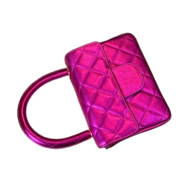 luxury handbag shoulder bag designer seam glossy leather ladies chain quality clamshell messenger gift box wholesale small fragrant wind sty
luxury handbag shoulder bag designer seam glossy leather ladies chain quality clamshell messenger gift box wholesale small fragrant wind sty