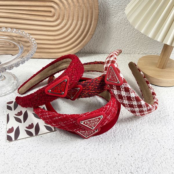 luxury designer hairpin headbands elastic hair hoop handmade brand letter retro style exaggerated personality temperament headband home, Silver
luxury designer hairpin headbands elastic hair hoop handmade brand letter retro style exaggerated personality temperament headband home, Silver