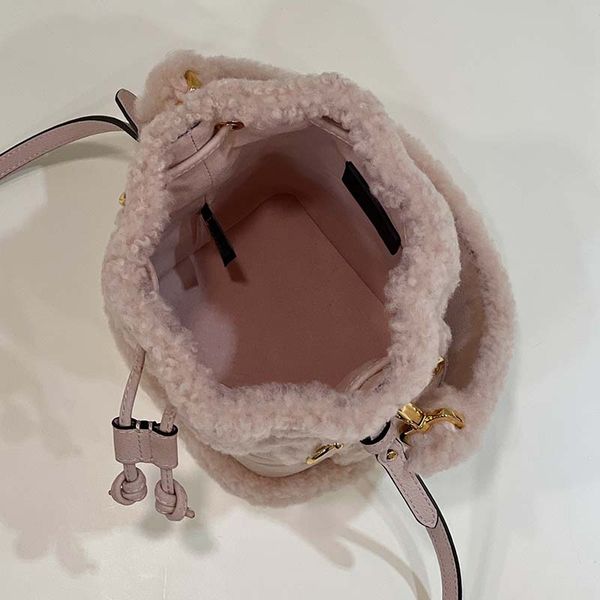 crossbody bags chain shoulder women handbag wholesale crossbody shoulder wallet purses messenger uses lady tote chains handbags purse messen
crossbody bags chain shoulder women handbag wholesale crossbody shoulder wallet purses messenger uses lady tote chains handbags purse messen