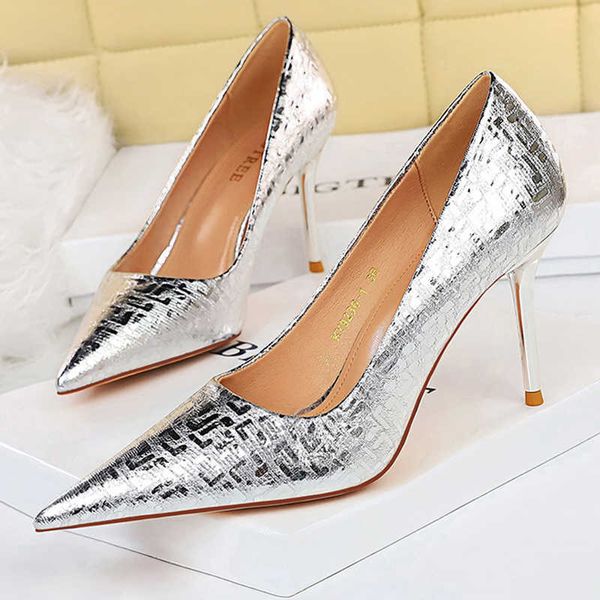 dress shoes shoes women pumps slivery golden wedding shoes high heels stiletto luxury banquet shoes plus size 43 female pumps 220117, Black
dress shoes shoes women pumps slivery golden wedding shoes high heels stiletto luxury banquet shoes plus size 43 female pumps 220117, Black