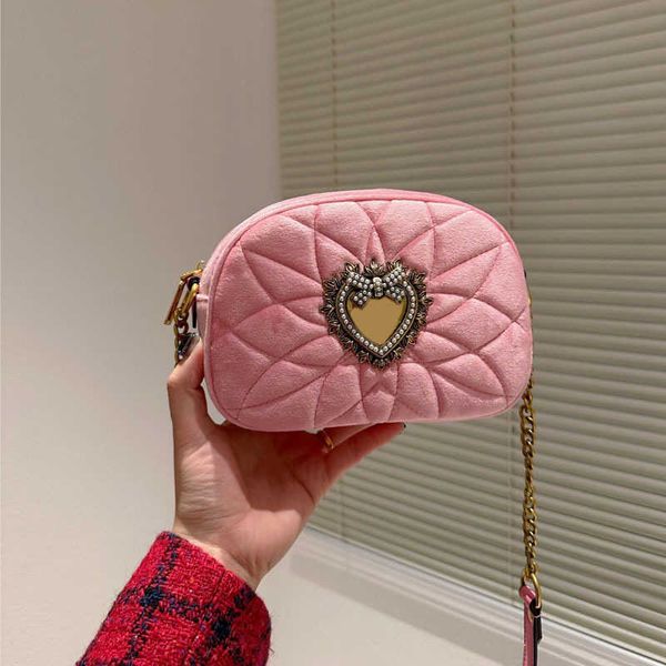 d shoulder bags designer bags woman velvet handbag women shoulder love sign crossbody purses fashion square handbags designers girls tote 23
d shoulder bags designer bags woman velvet handbag women shoulder love sign crossbody purses fashion square handbags designers girls tote 23