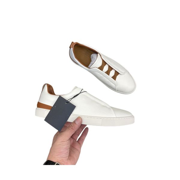 designer men low shoes man triple-crossed stitching red white down fur sneaker lace up shoes leathers lining rubber sole large size with box, Black
designer men low shoes man triple-crossed stitching red white down fur sneaker lace up shoes leathers lining rubber sole large size with box, Black