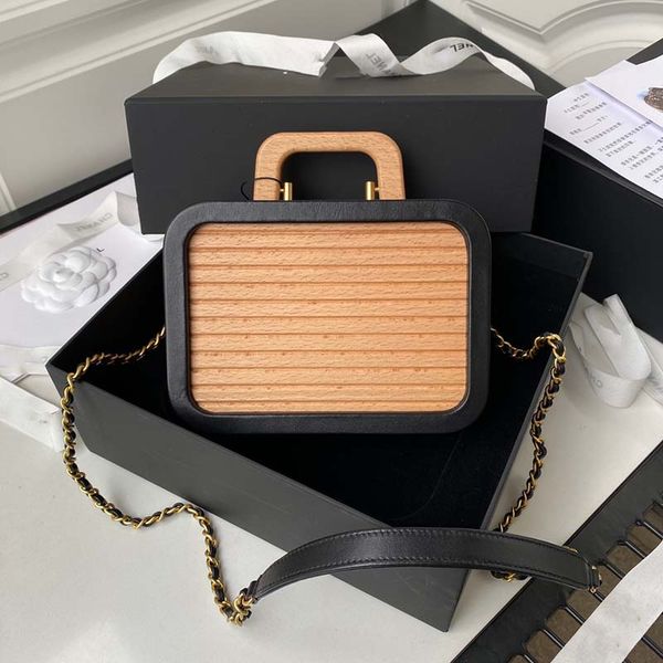 5a designer bags wallet chain bags crossbody luxury designer brand bag letter fashion shoulder handbags fashion messenger crossbody bags wom
5a designer bags wallet chain bags crossbody luxury designer brand bag letter fashion shoulder handbags fashion messenger crossbody bags wom